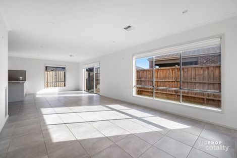Property photo of 46 Astoria Drive Point Cook VIC 3030