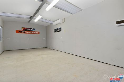 Property photo of 8 Coolamine Close Carramar WA 6031
