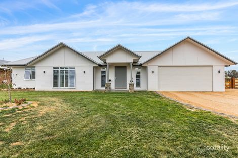 Property photo of 21 Bayley Drive Avenel VIC 3664