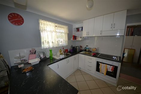 Property photo of 17 Misfeld Close Gracemere QLD 4702