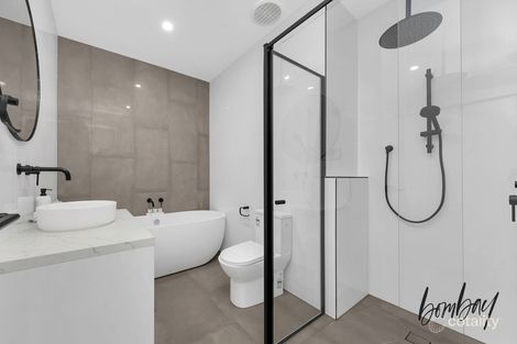 Property photo of 11 Schefflera Street Craigieburn VIC 3064
