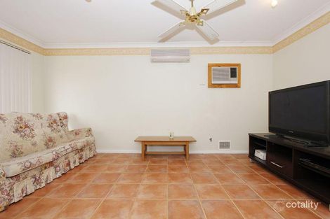 Property photo of 55 Rusthall Way Huntingdale WA 6110