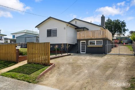 Property photo of 12 Renfrew Circle Goodwood TAS 7010