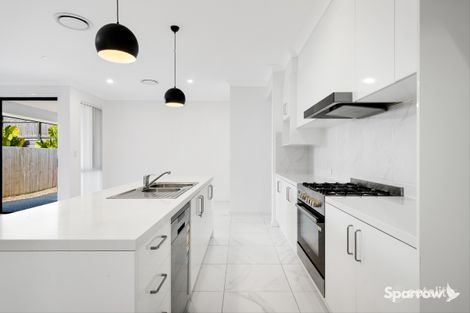 Property photo of 3 Lacewing Crescent Bahrs Scrub QLD 4207