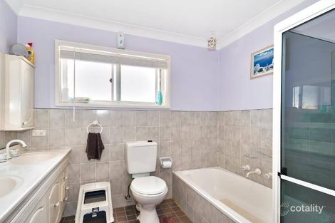 Property photo of 28 Walu Avenue Halekulani NSW 2262