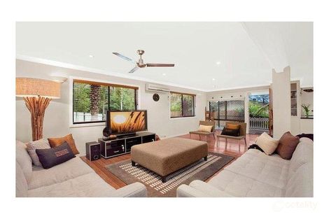 56 Cassandra St, Chapel Hill, QLD 4069