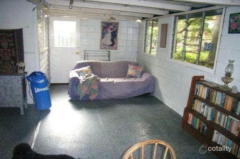 Property photo of 11 Oxleigh Crescent Nambour QLD 4560