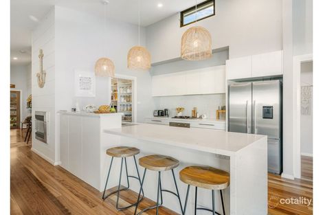 Property photo of 1 Ella Close Bonny Hills NSW 2445
