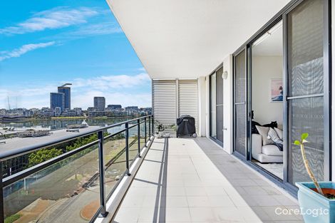 Property photo of 725/26 Baywater Drive Wentworth Point NSW 2127