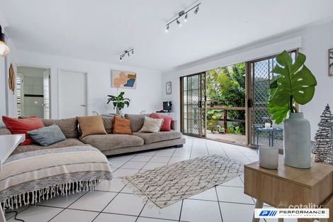 2/6 Francis St, Mermaid Beach, QLD 4218
