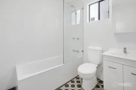 Property photo of 116 Pittwater Road Manly NSW 2095