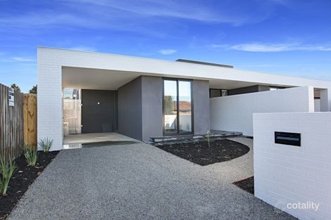 16b Gnarwyn Rd, Carnegie, VIC 3163