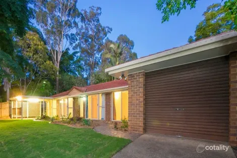 50 Eucumbene Dr, Petrie, QLD 4502