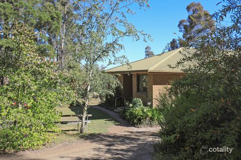 Property photo of 127 Garner Quadrant Woodend VIC 3442