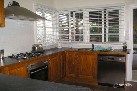 Property photo of 25 Nellie Street Camp Hill QLD 4152