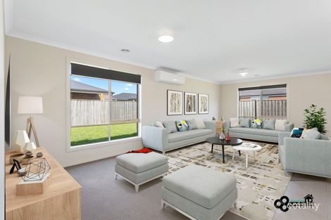 Property photo of 11 Adderley Place Lang Lang VIC 3984