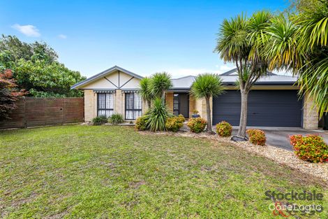 Property photo of 11 Crombe Court Newborough VIC 3825