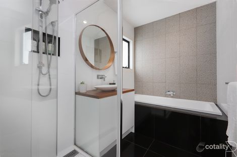 Property photo of 2/24 Maddox Road Newport VIC 3015