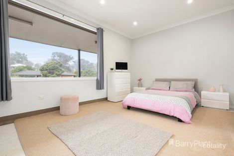 Property photo of 1 Hillingdon Drive Diamond Creek VIC 3089