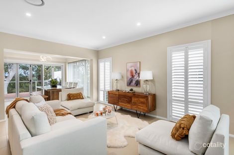 Property photo of 13 William Davies Drive Figtree NSW 2525