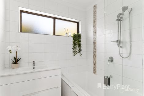 Property photo of 54 Glenalva Parade Cannons Creek VIC 3977