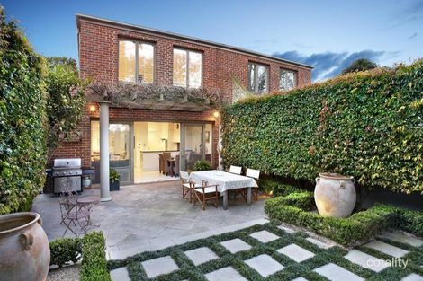 Property photo of 16 Hillcrest Avenue Kew VIC 3101