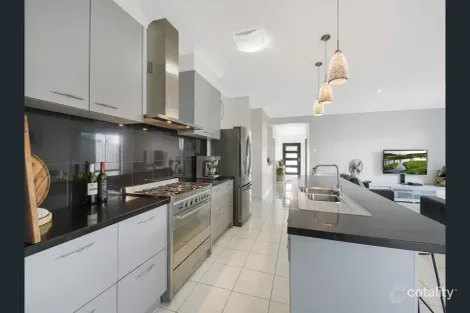 Property photo of 2 Tomkins Esplanade Birtinya QLD 4575