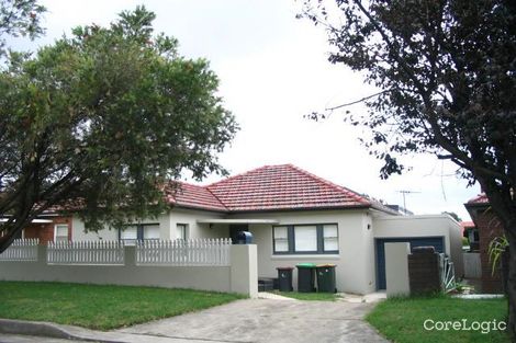 Property photo of 32 Moreton Avenue Kingsgrove NSW 2208