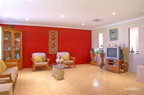 Property photo of 39 Kentucky Boulevard Hocking WA 6065