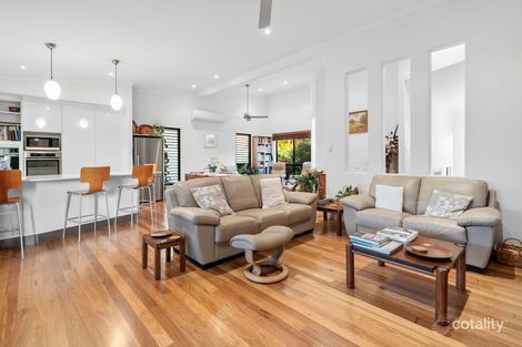 Property photo of 11 Diamond Close Yaroomba QLD 4573