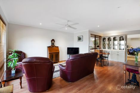 Property photo of 15 Barnes Crescent Woodcroft SA 5162