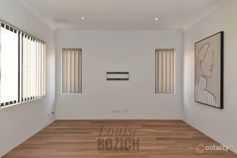 Property photo of 43 Sacramento Parade Hocking WA 6065