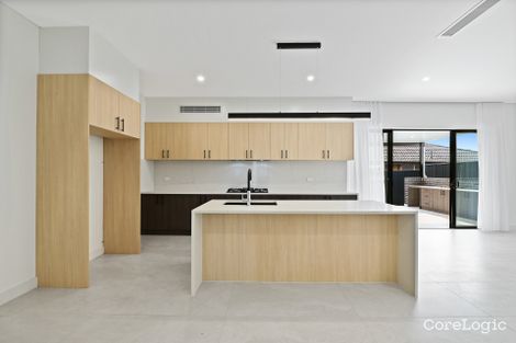 Property photo of 2 Collett Crescent Kings Langley NSW 2147