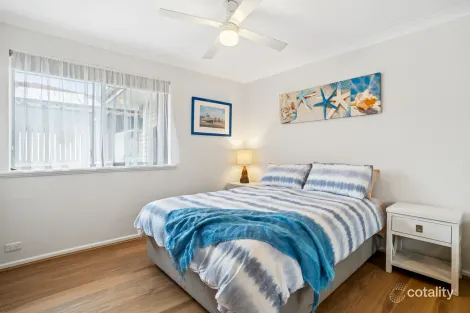 Property photo of 13 Driftwood Road Silver Sands WA 6210