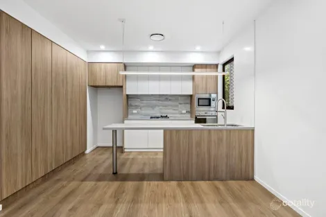 Property photo of 2/45 Wilton Terrace Yeronga QLD 4104