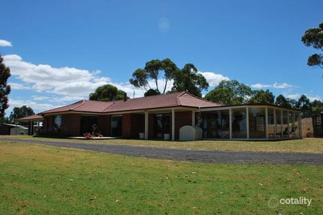 25 Newton Dr, Stratford, VIC 3862