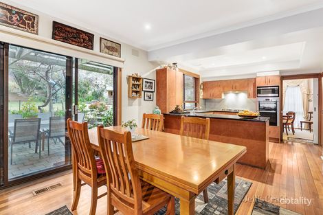 Property photo of 8 Wayamba Place Templestowe VIC 3106