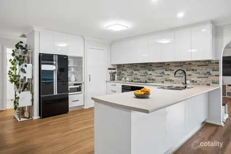 Property photo of 13 Driftwood Road Silver Sands WA 6210