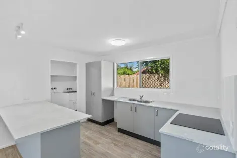 Property photo of 3 Ronto Close Manoora QLD 4870