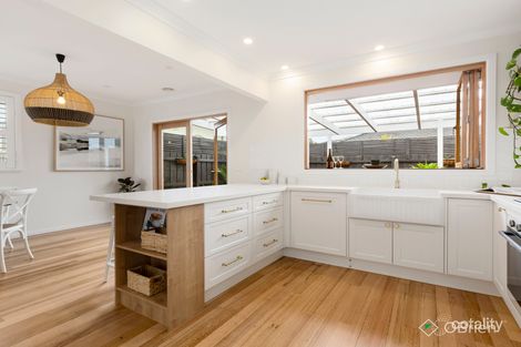 Property photo of 43A Warren Road Parkdale VIC 3195