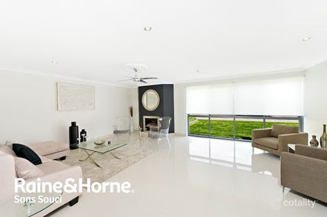 Property photo of 8 Peel Place Sylvania Waters NSW 2224