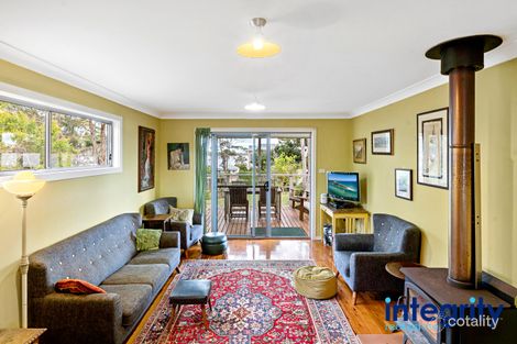 Property photo of 18 Second Avenue Erowal Bay NSW 2540