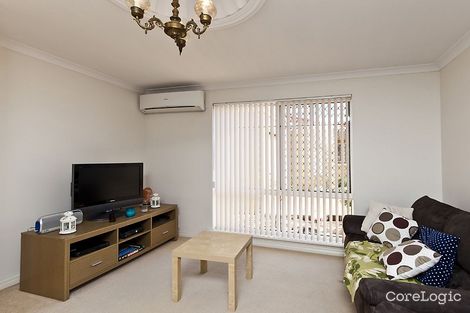 Property photo of 4/5 Kanimbla Street Bicton WA 6157