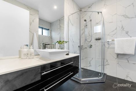 Property photo of 102/4 Yertchuk Avenue Ashwood VIC 3147