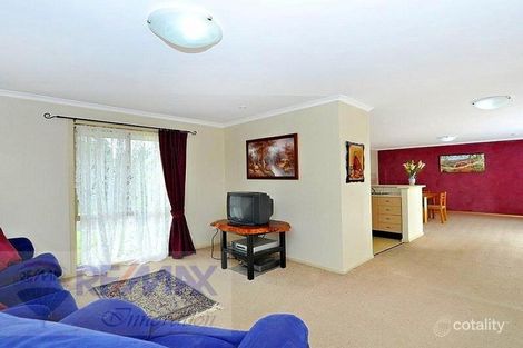 Property photo of 2 Lindesay Court Sinnamon Park QLD 4073