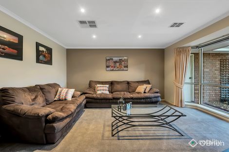 Property photo of 25 Waverley Park Drive Cranbourne North VIC 3977