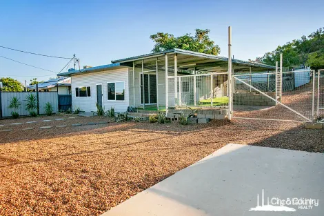 29 Deighton St, Mornington, QLD 4825