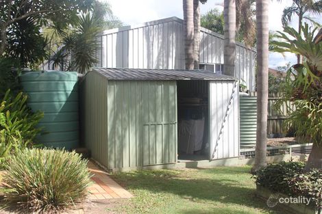 Property photo of 2 Cascade Avenue Benowa QLD 4217