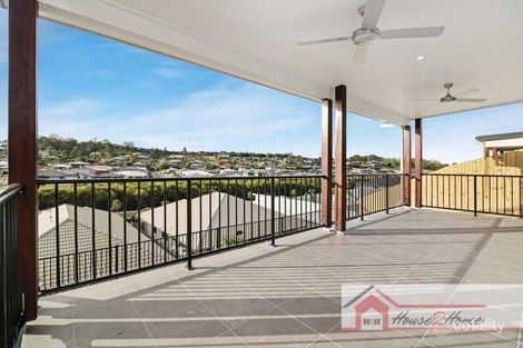 Property photo of 11 Adelaide Crescent Ormeau Hills QLD 4208