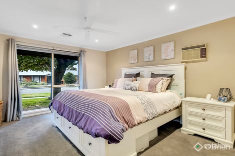 Property photo of 25 Waverley Park Drive Cranbourne North VIC 3977